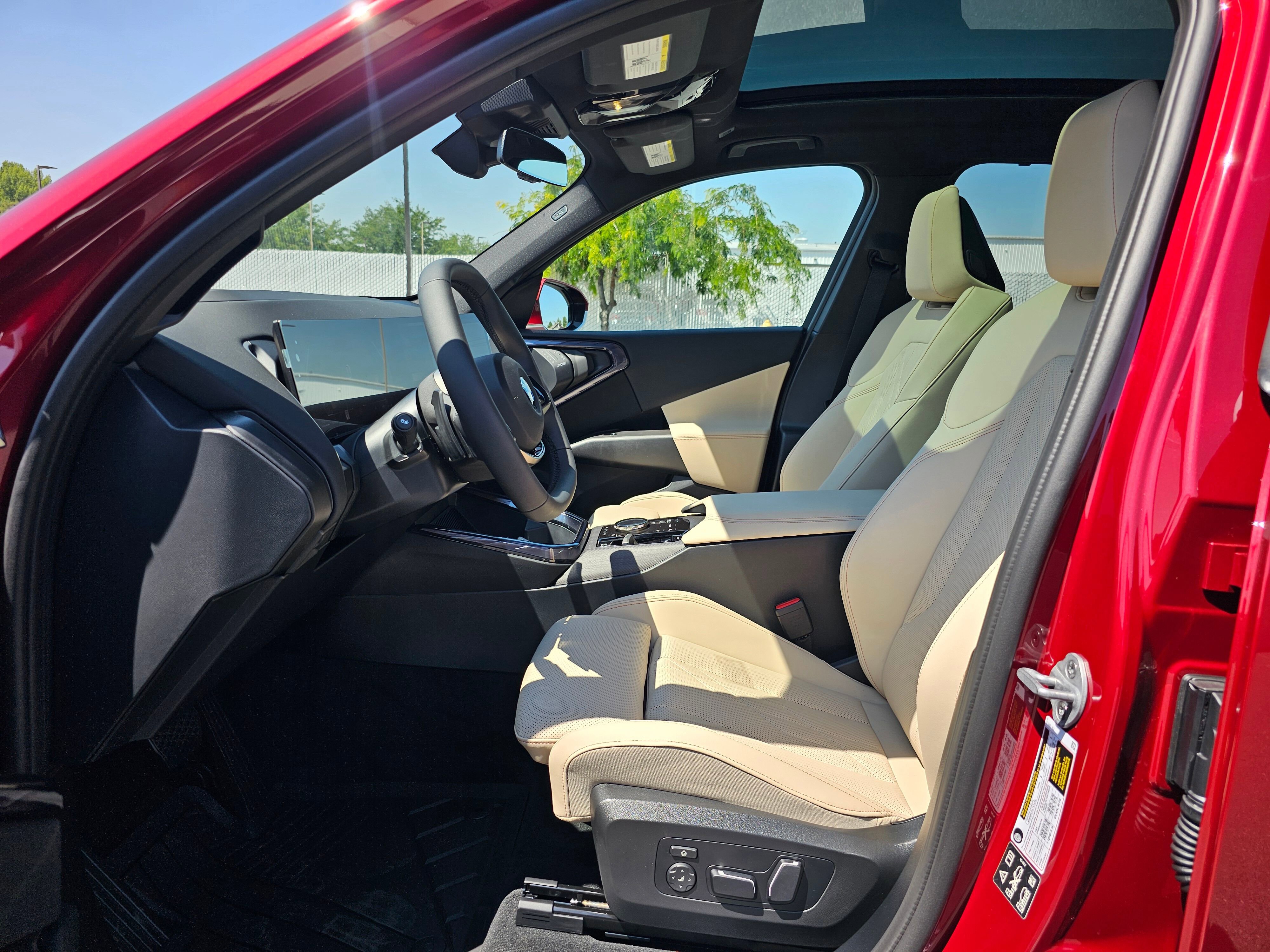 New 2025 BMW X3 xDrive30i w/ Premium Package image 11