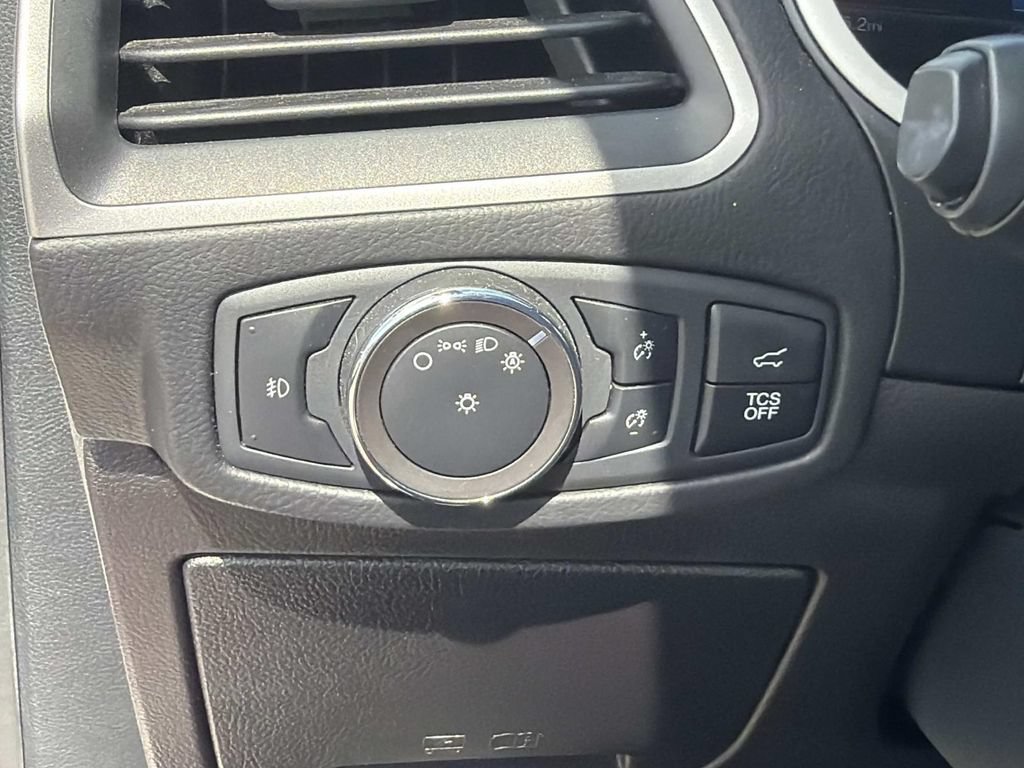 Used 2019 Ford Edge SEL w/ Equipment Group 201A FWD image 20