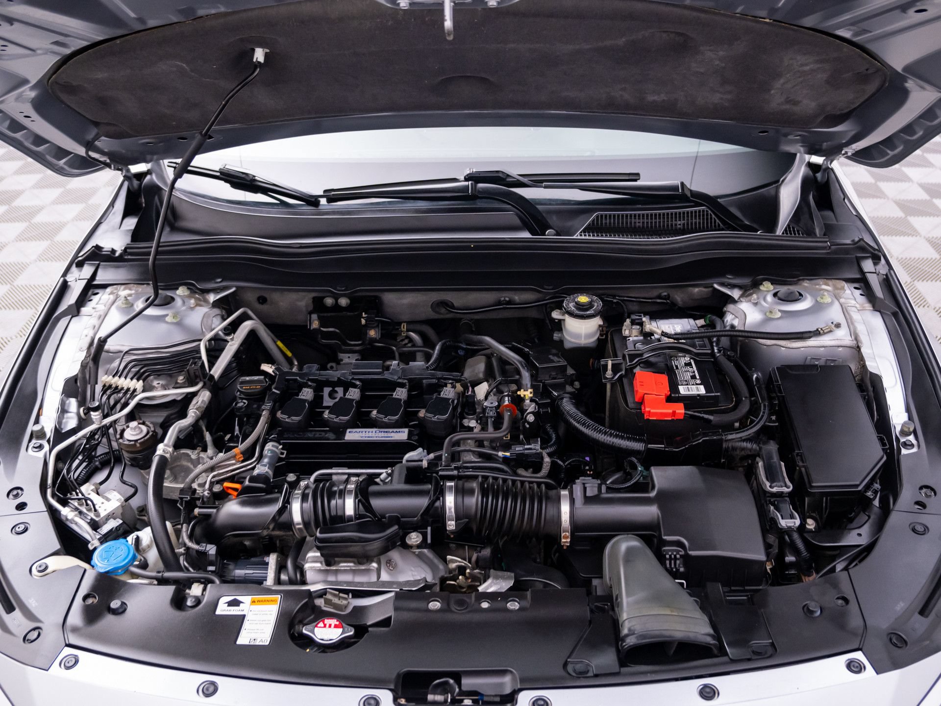 Used 2018 Honda Accord EX image 30