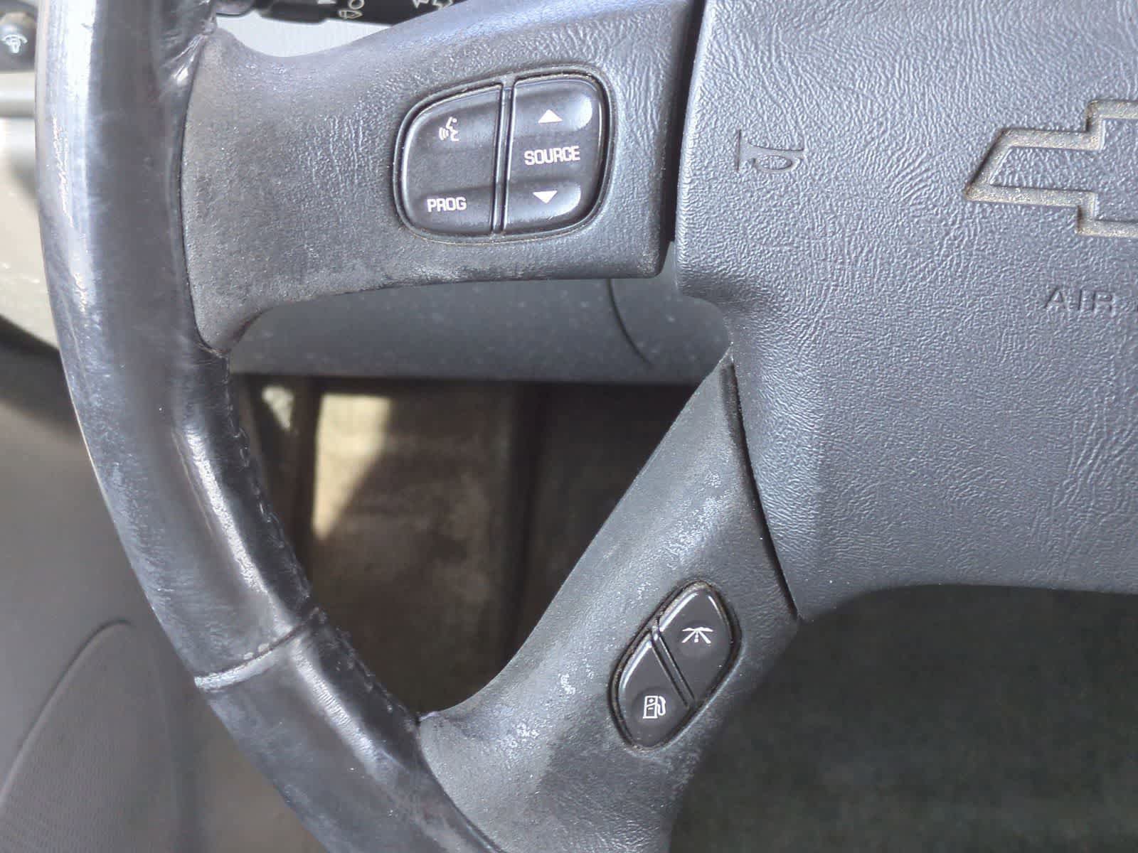 Used 2004 Chevrolet TrailBlazer LT w/ LT Preferred Equipment Group AWD/4WD image 23