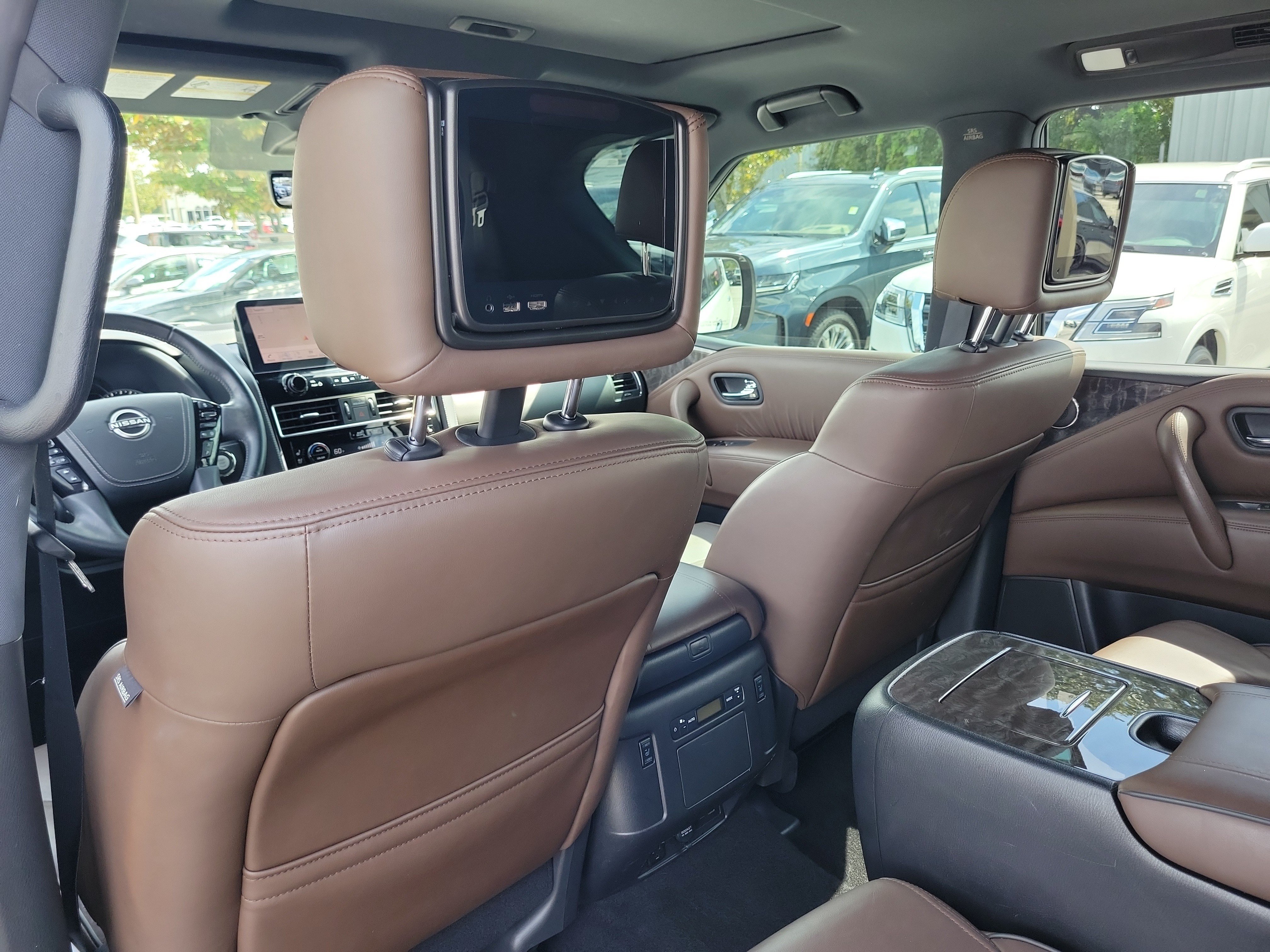 Certified 2023 Nissan Armada Platinum w/ Captain's Chairs Package RWD image 16