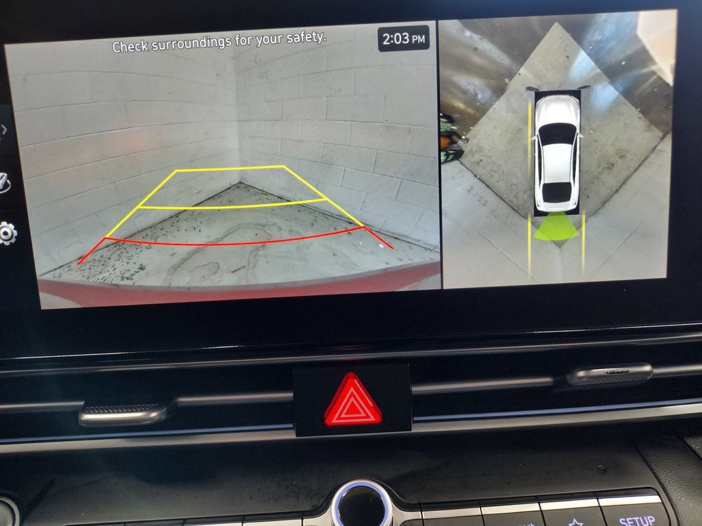 Certified 2024 Hyundai Elantra Limited FWD image 10
