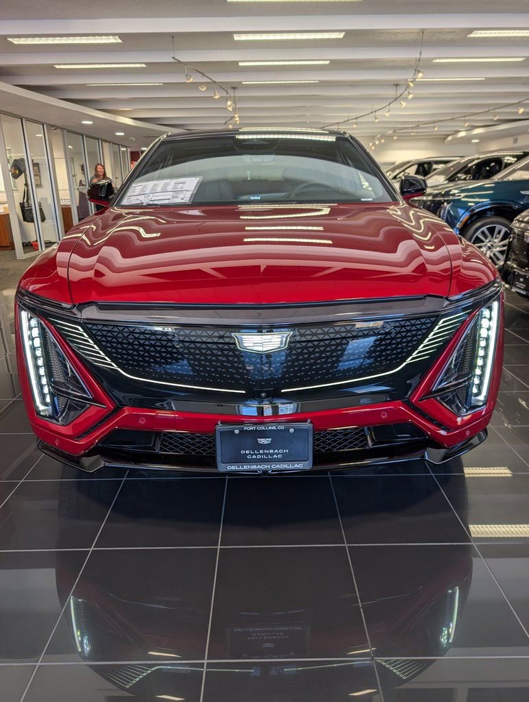 New 2026 Cadillac Lyriq V AWD/4WD image 10