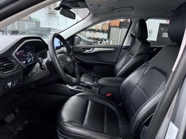Used 2022 Ford Escape SEL FWD image 17