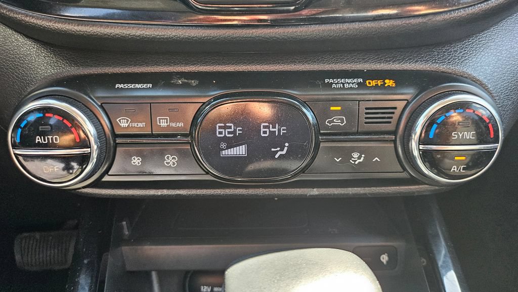 Used 2024 Kia Soul EX FWD image 35