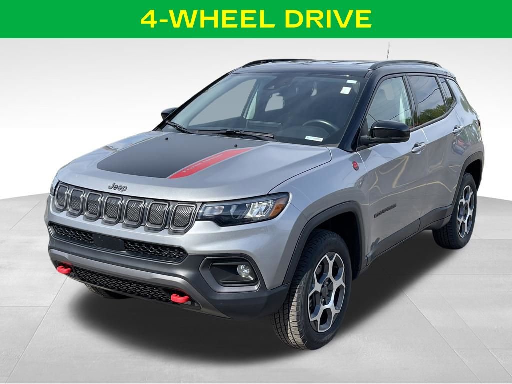 Used 2022 Jeep Compass Trailhawk w/ Trailhawk Convenience Group AWD/4WD image 4
