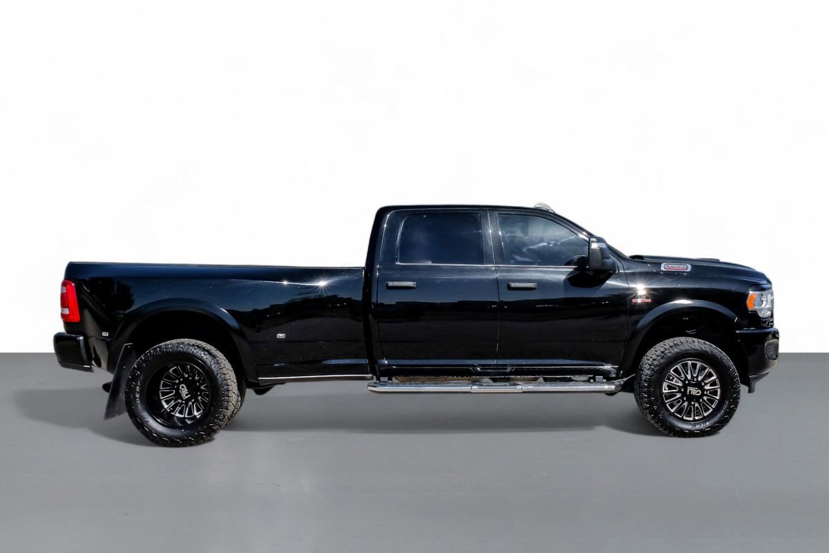 Used 2024 RAM 3500 Tradesman w/ Towing Technology Group image 6