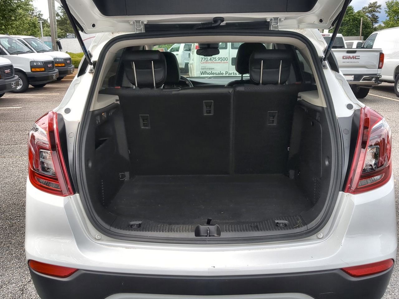 Used 2022 Buick Encore Preferred w/ Safety Package AWD/4WD image 23