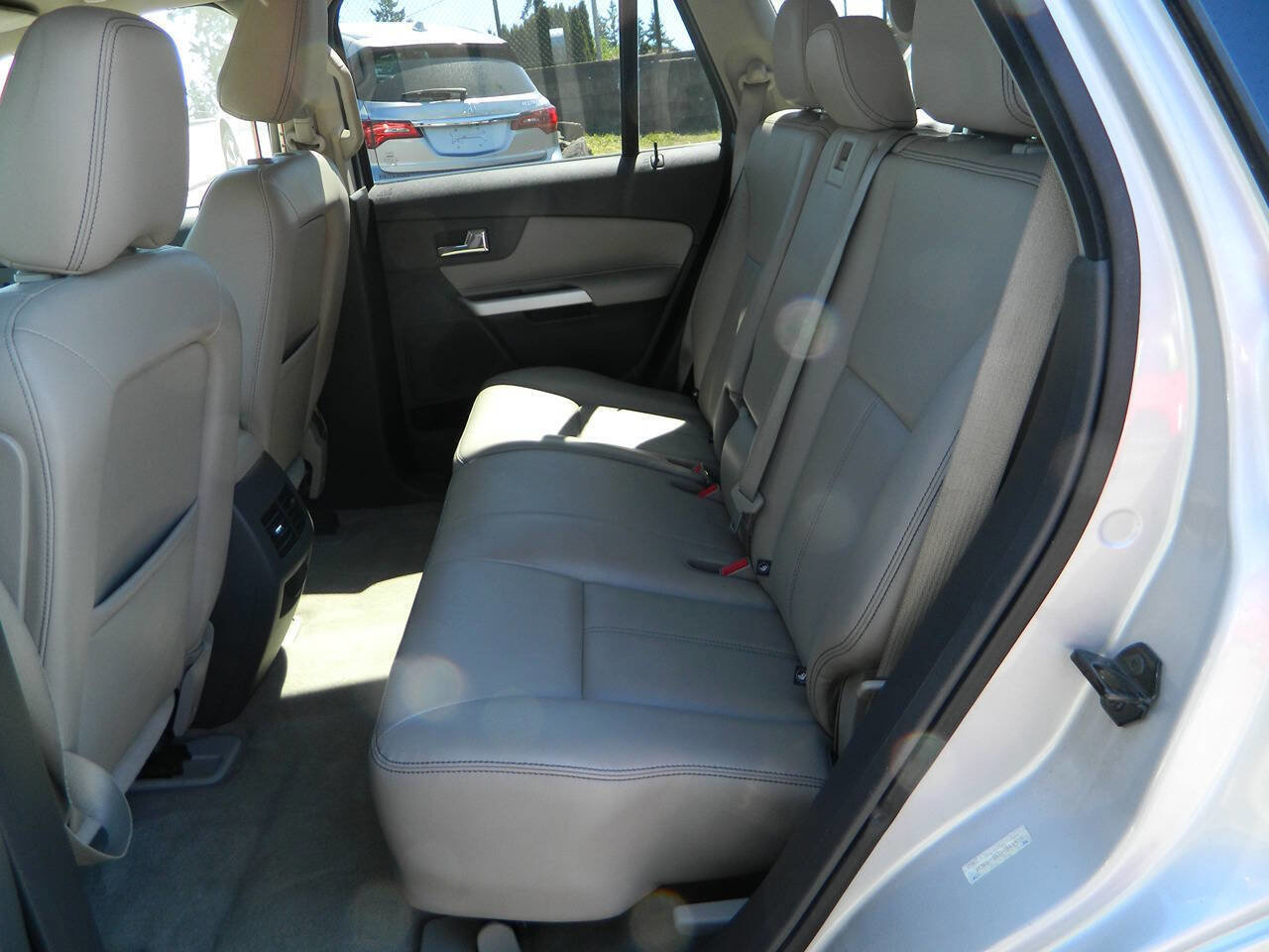 Used 2011 Ford Edge Limited AWD/4WD image 14