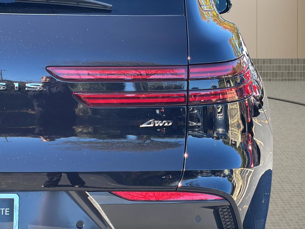 Certified 2026 Genesis GV70 2.5T Advanced image 13