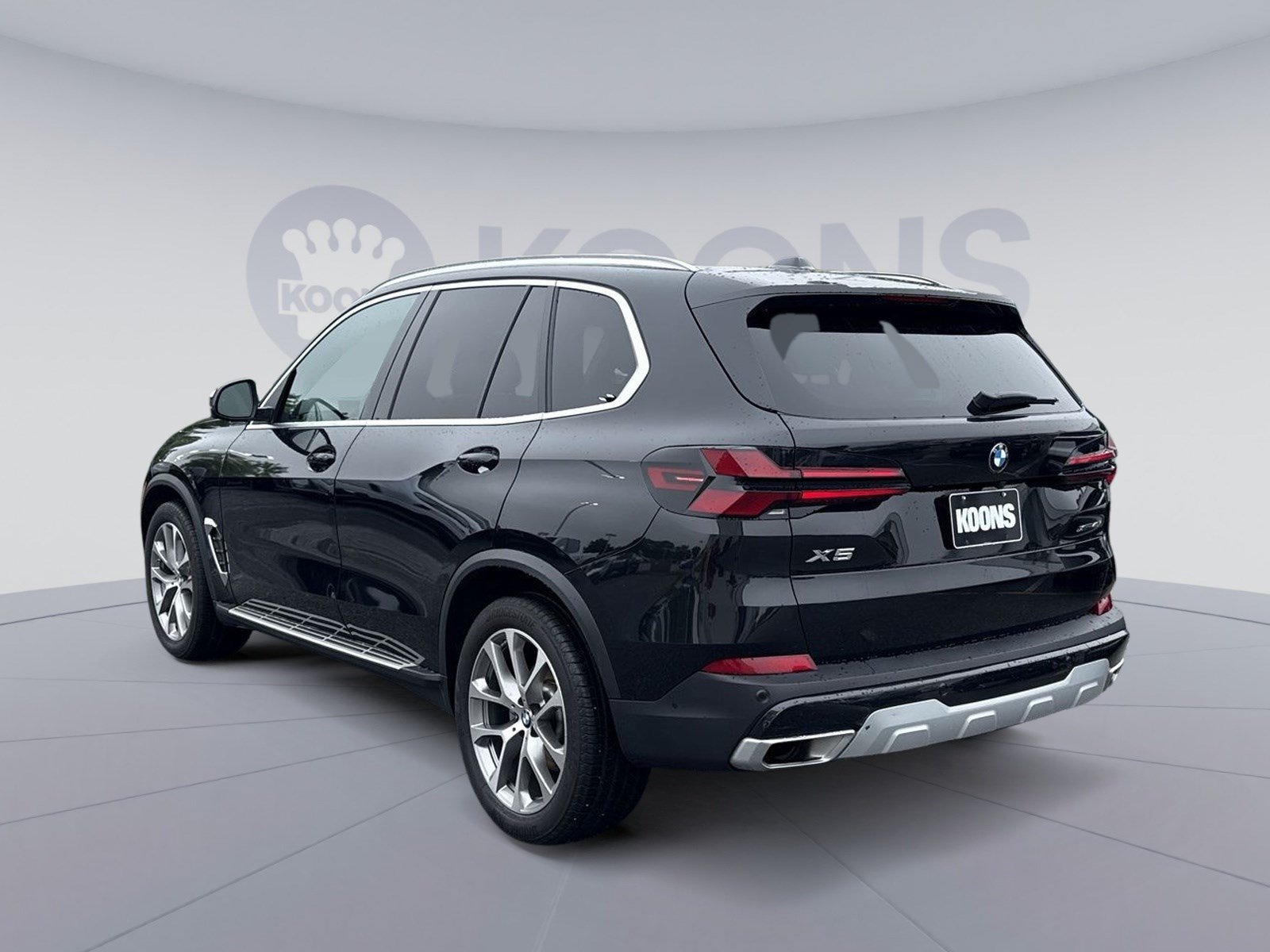 Used 2025 BMW X5 xDrive40i AWD/4WD image 4