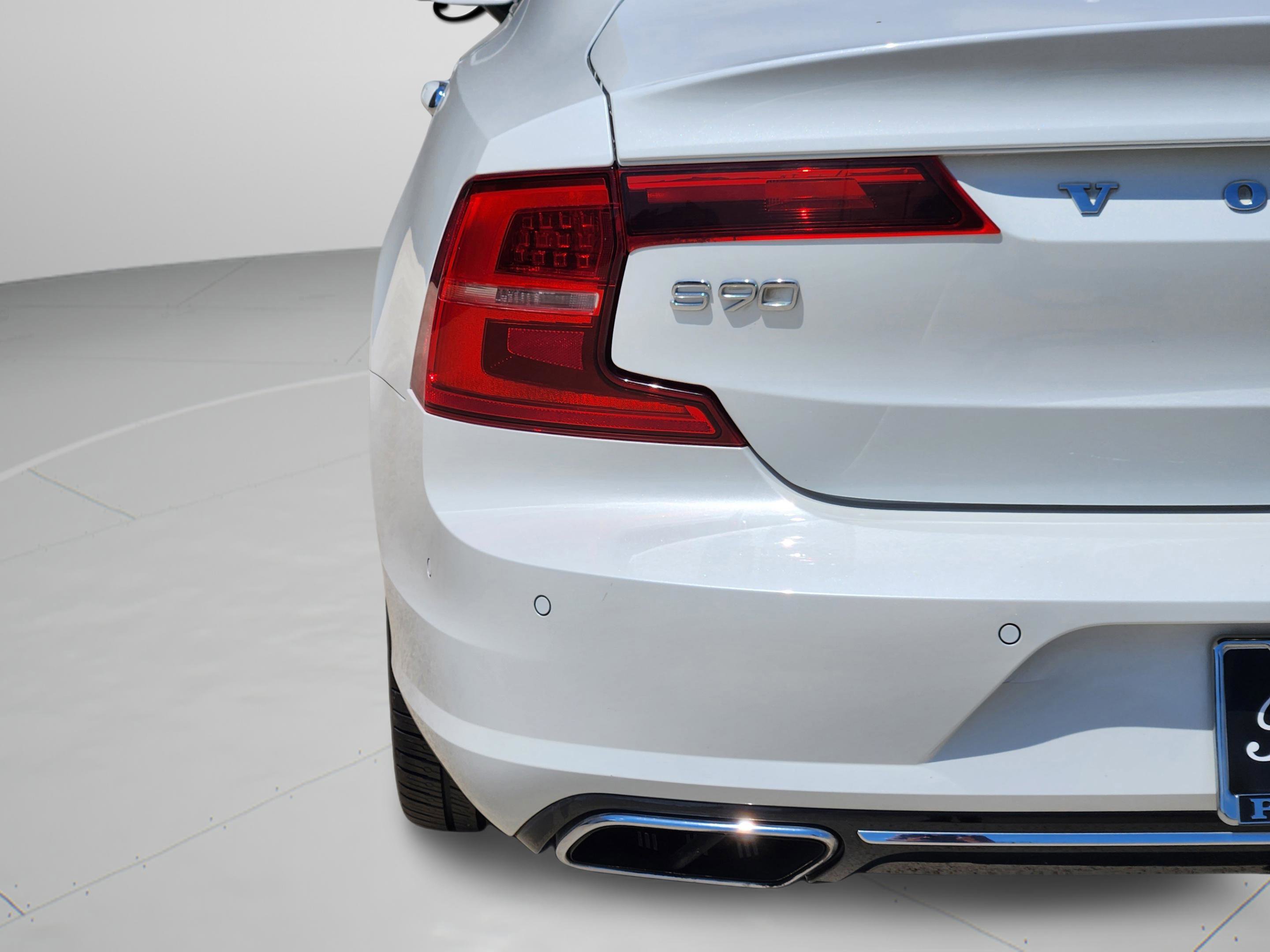 Used 2017 Volvo S90 T6 Inscription w/ Vision Package AWD/4WD image 33