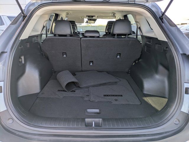 Used 2023 Kia Sportage EX image 11