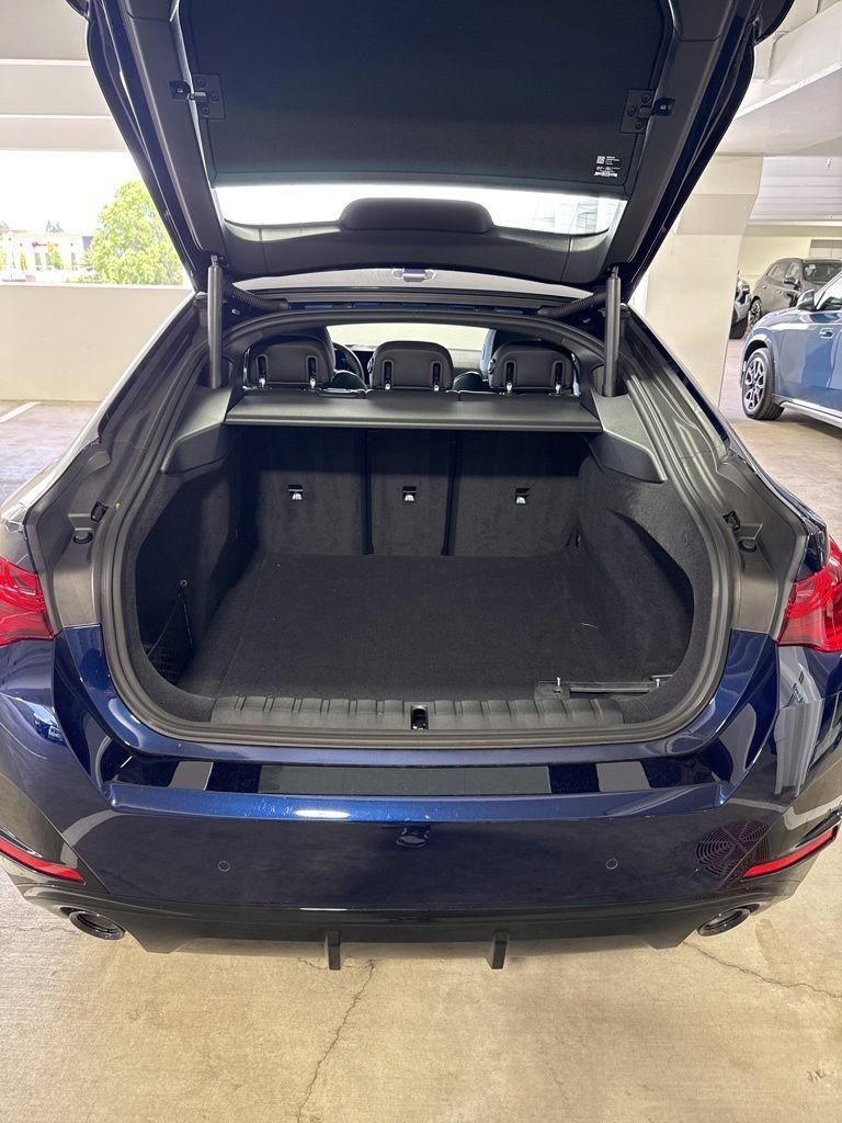 Used 2025 BMW 430i xDrive w/ M Sport Package AWD/4WD image 7