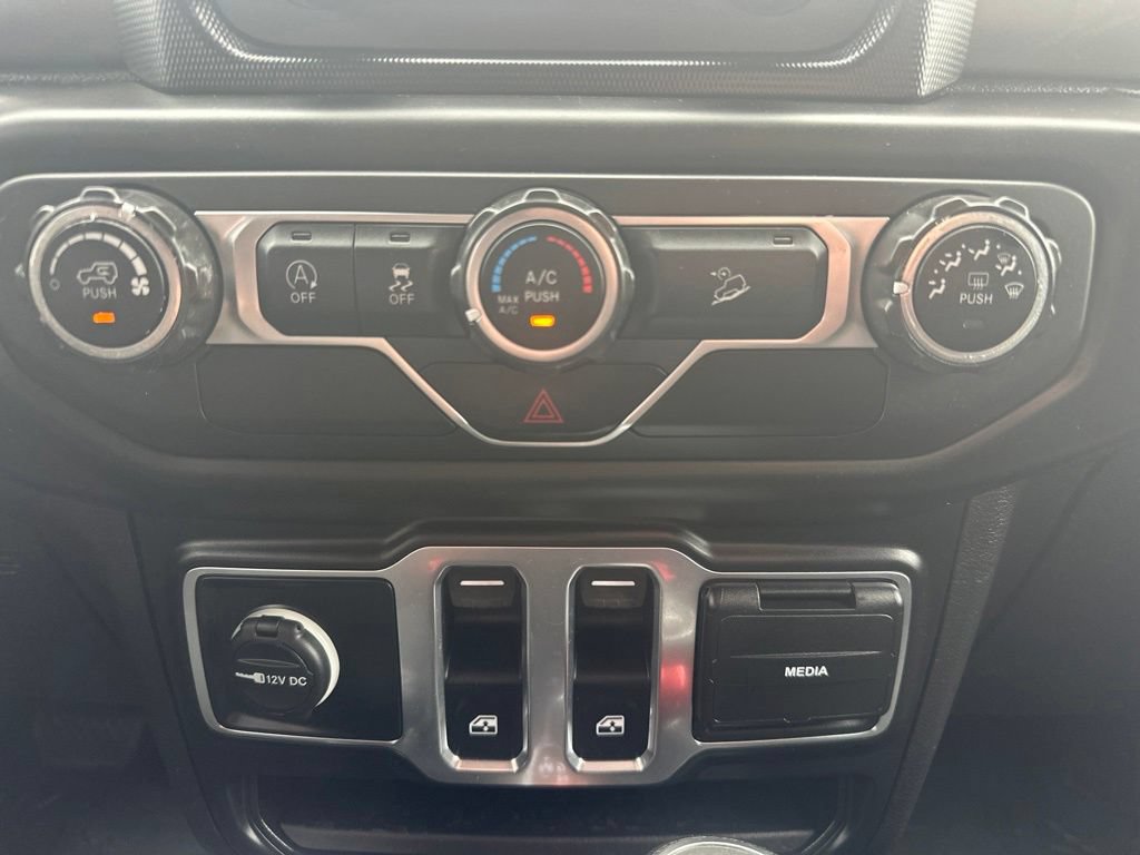 Used 2020 Jeep Wrangler Sport AWD/4WD image 22