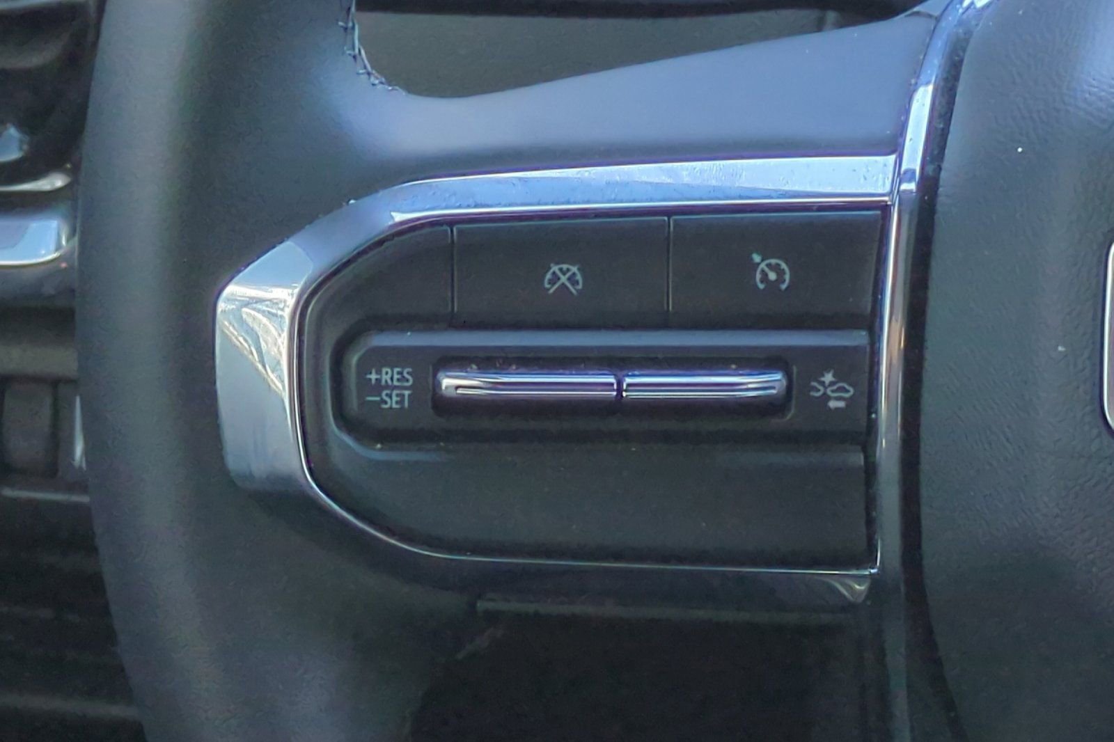 Used 2025 GMC Canyon Elevation AWD/4WD image 35