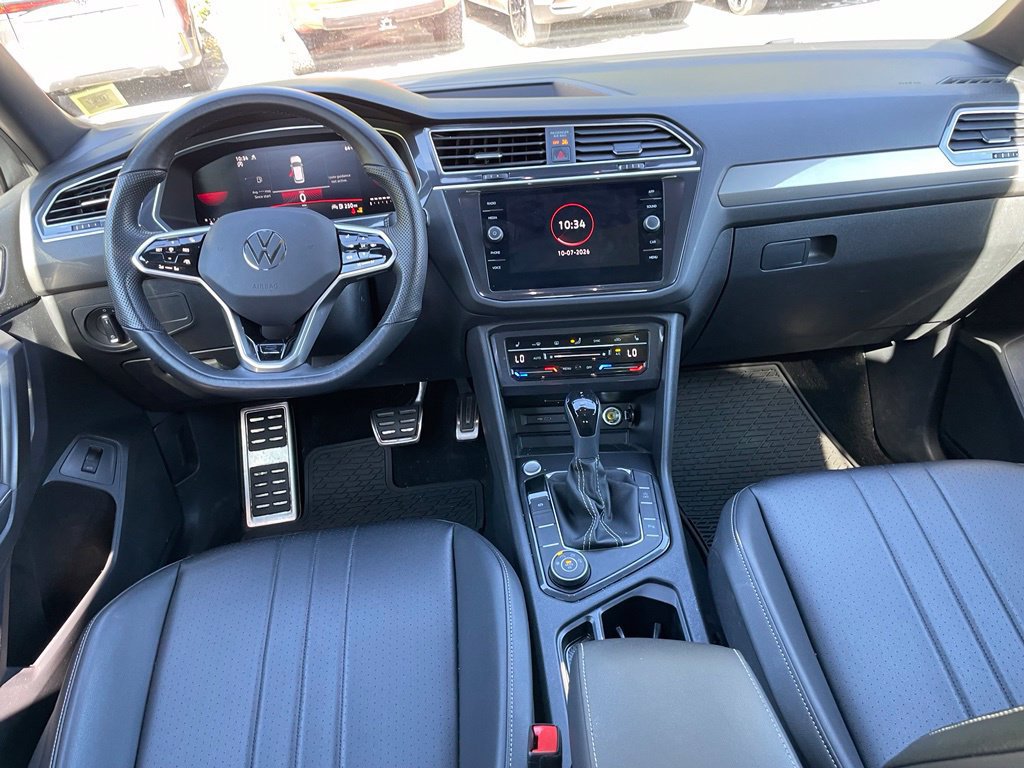 Used 2024 Volkswagen Tiguan SE R-Line AWD/4WD image 11