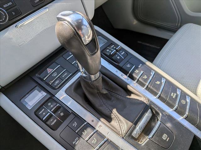Used 2015 Porsche Macan S image 11