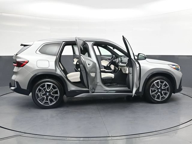New 2026 BMW X1 xDrive28i w/ Technology Package AWD/4WD image 37