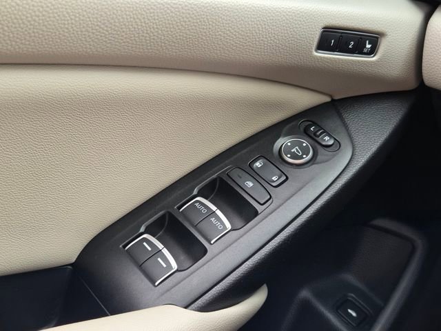 Certified 2021 Honda Accord Touring image 35