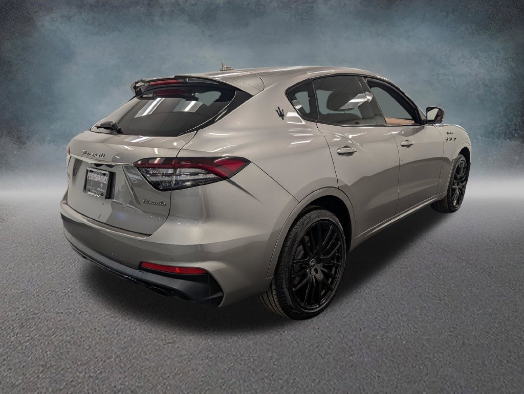 Used 2022 Maserati Levante Modena AWD/4WD image 6