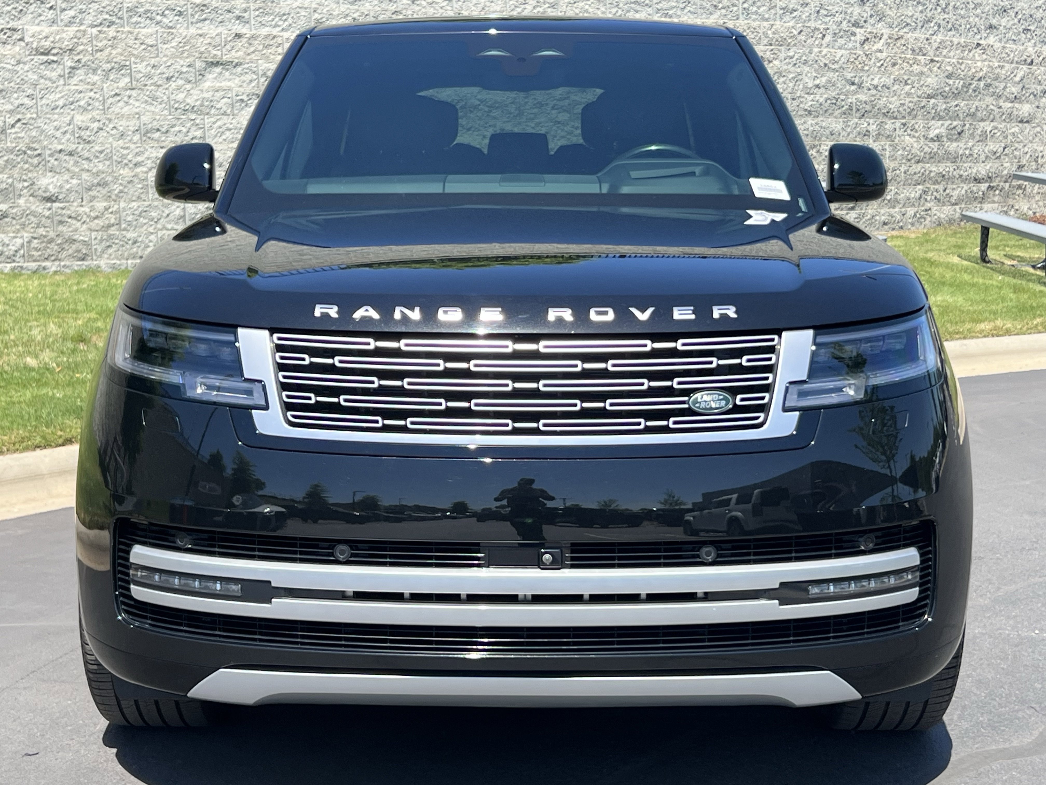 Certified 2024 Land Rover Range Rover Autobiography AWD/4WD image 10