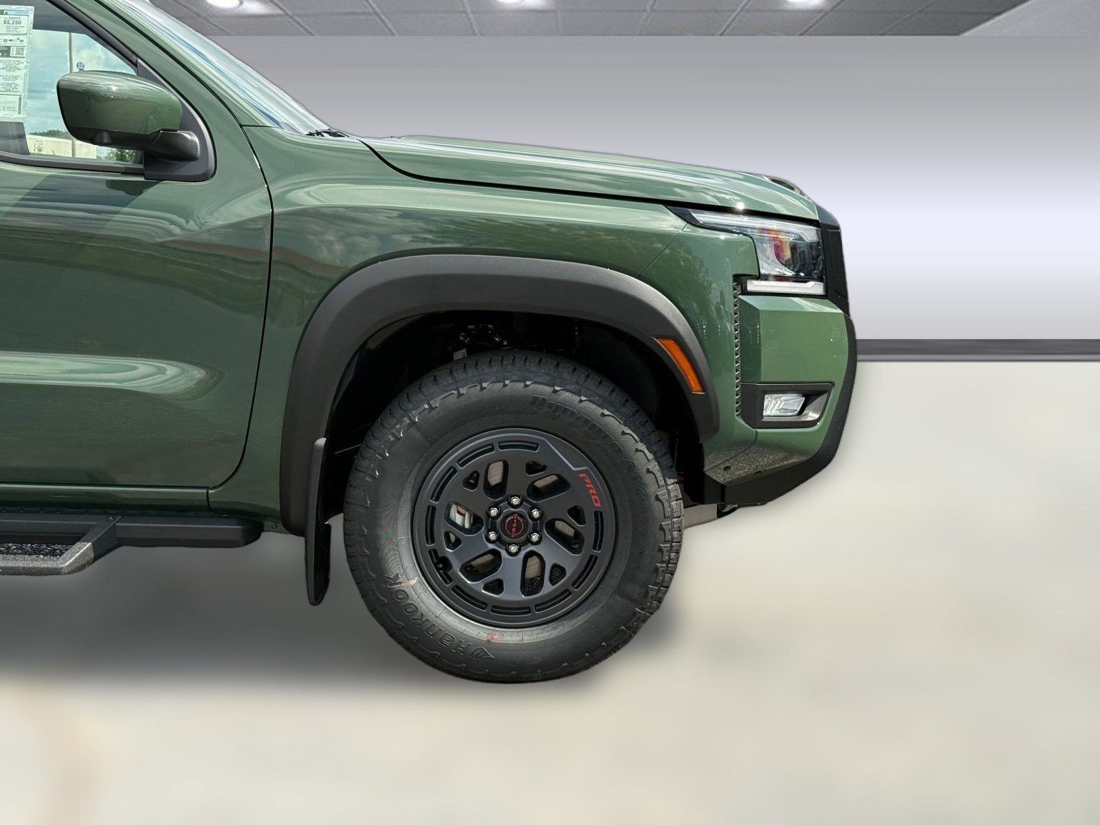 New 2026 Nissan Frontier PRO-4X w/ Pro-4x Convenience Package image 10
