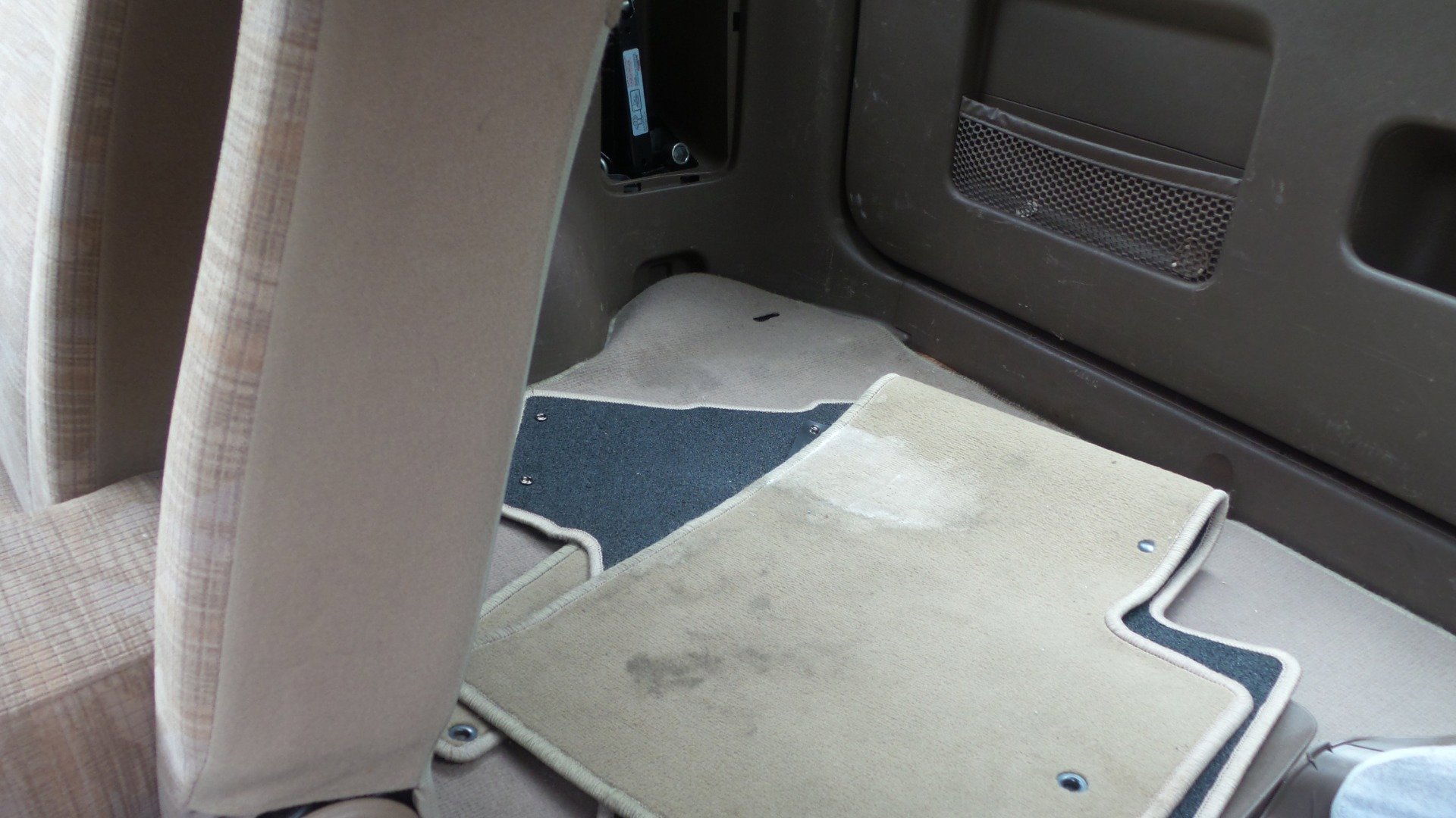 Used 2003 Honda CR-V LX image 12