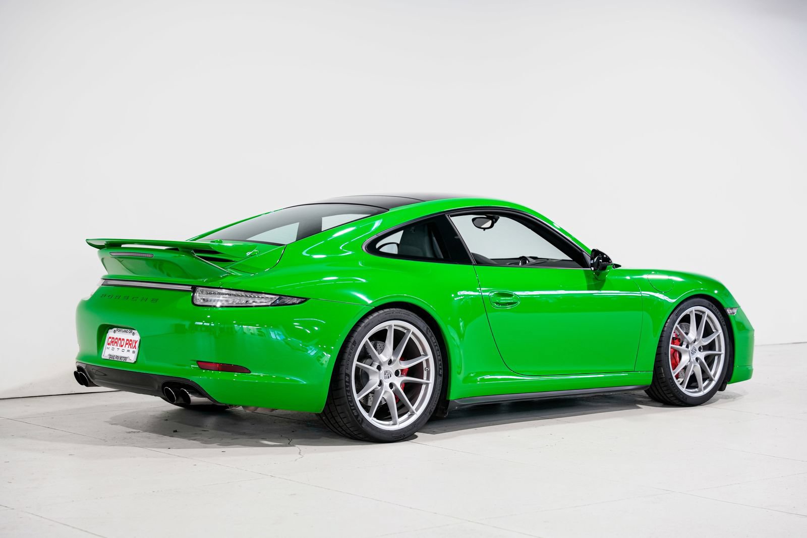 Used 2014 Porsche 911 Carrera 4S AWD/4WD image 3