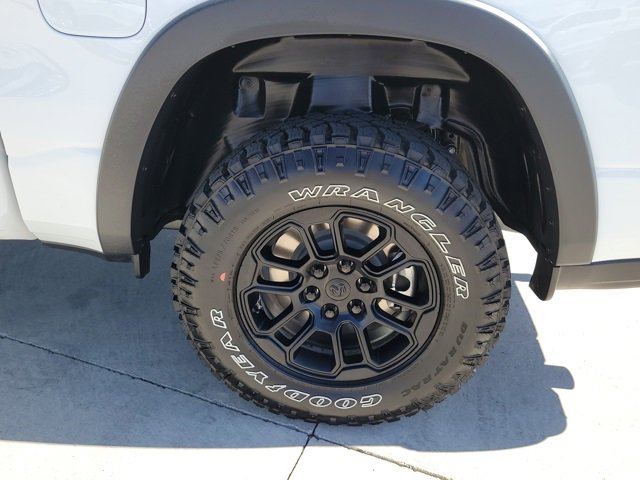 Used 2025 RAM 1500 Rebel image 15