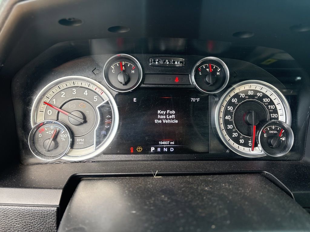 Used 2017 RAM 1500 Laramie w/ Convenience Group AWD/4WD image 16