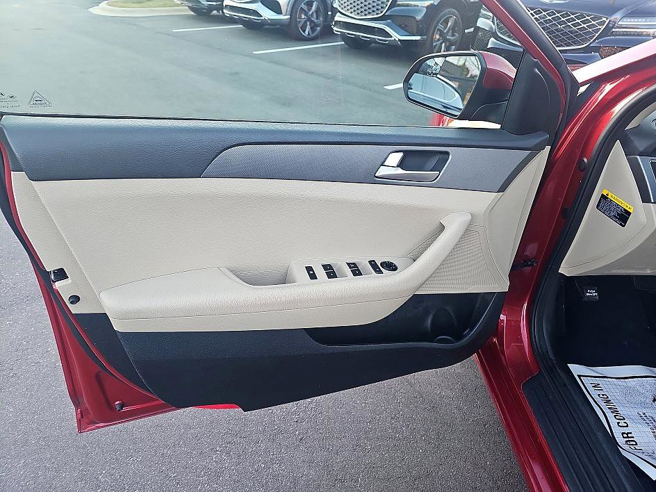 Used 2017 Hyundai Sonata SE image 10