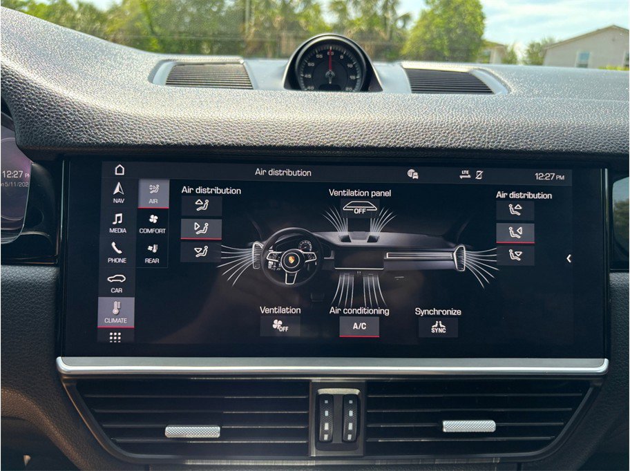 Used 2019 Porsche Cayenne S AWD/4WD image 36