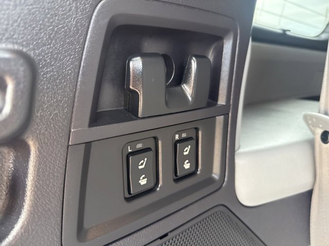 Used 2015 Toyota Sequoia Limited image 18