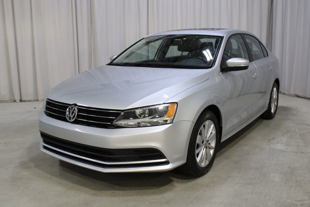 Used 2015 Volkswagen Jetta TDI SE FWD image 34