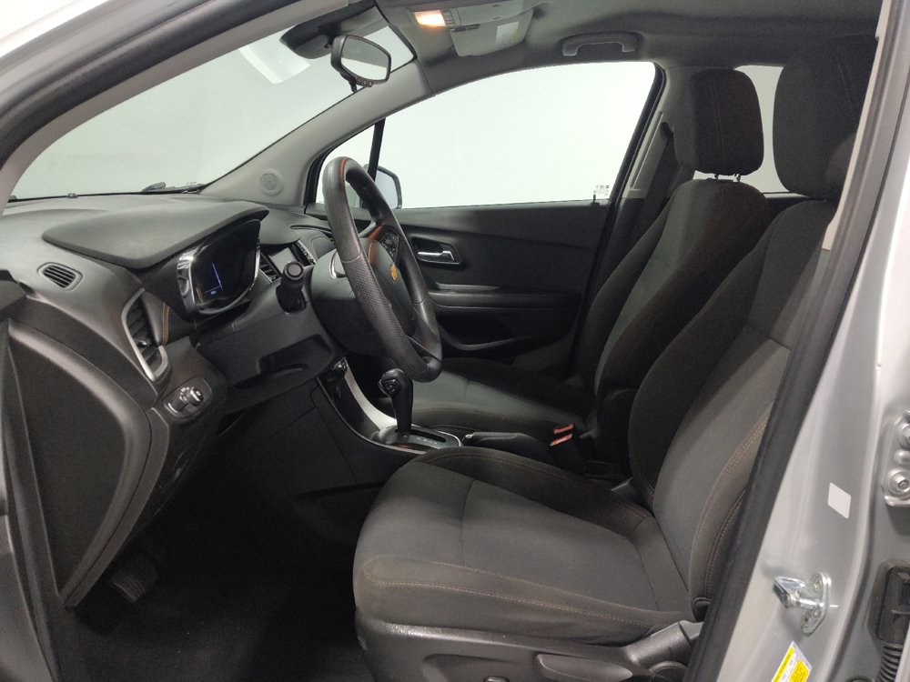 Used 2021 Chevrolet Trax LS w/ Tint and Cruise Package image 17