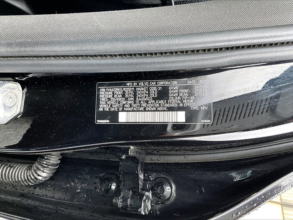 Used 2018 Volvo XC60 T6 Momentum w/ Convenience Package image 28