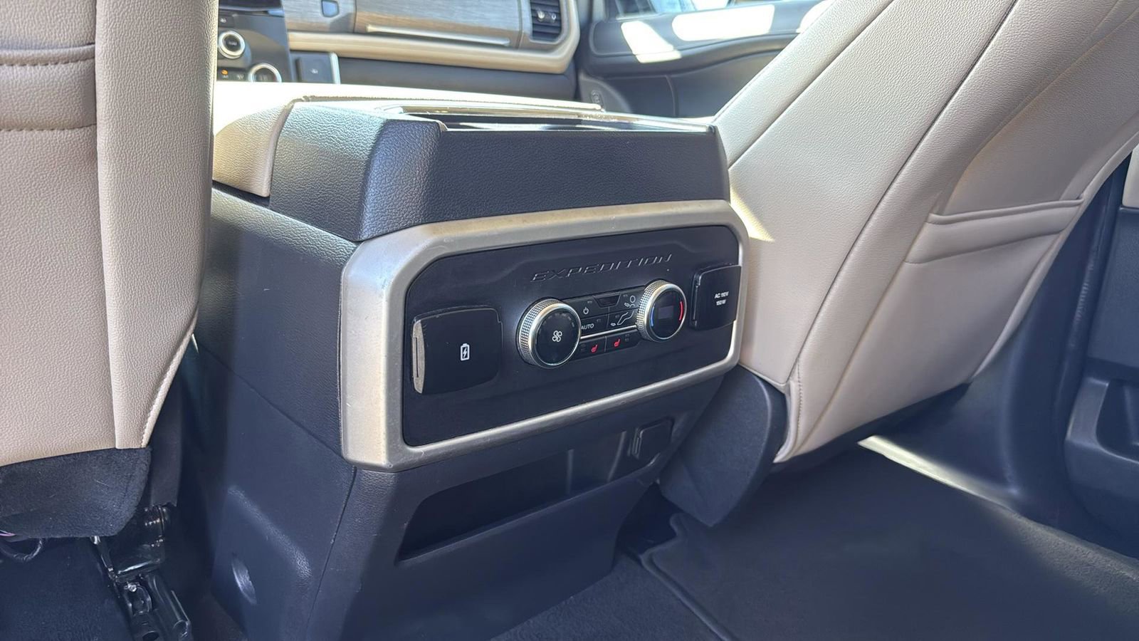 Certified 2024 Ford Expedition Max Limited image 28