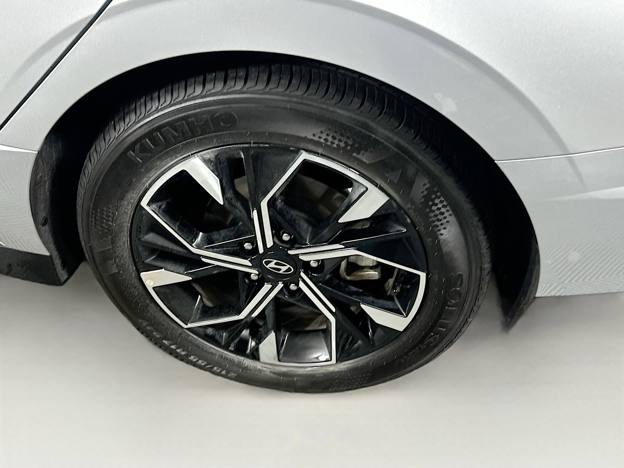 Used 2025 Hyundai Sonata SEL FWD image 11