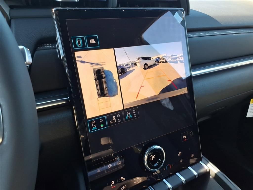 New 2026 GMC Terrain Elevation FWD image 16