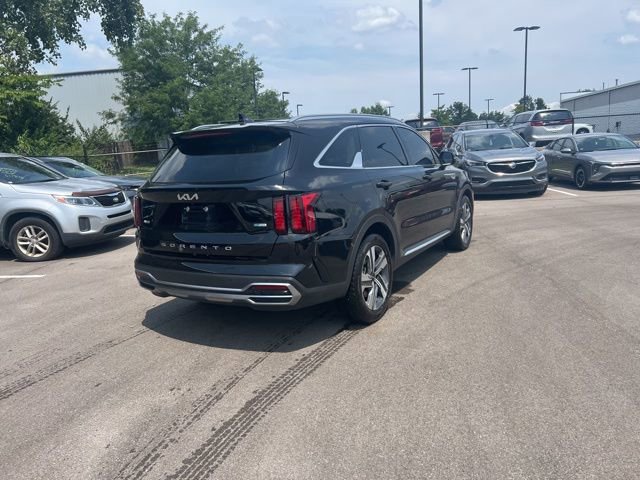 Used 2022 Kia Sorento EX w/ Panoramic Sunroof Package image 7