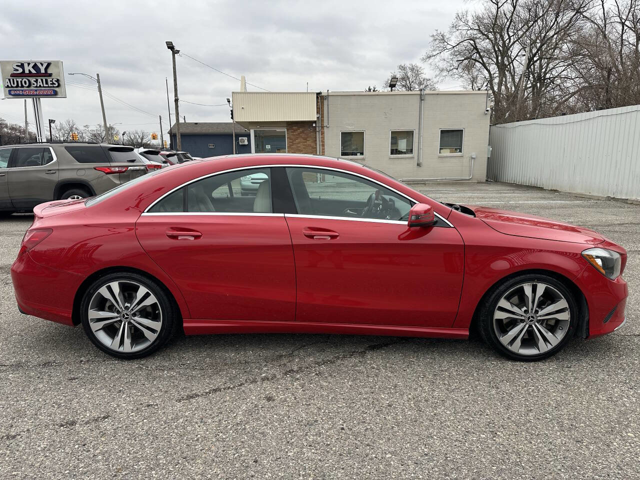 Used 2018 Mercedes-Benz CLA 250 image 4