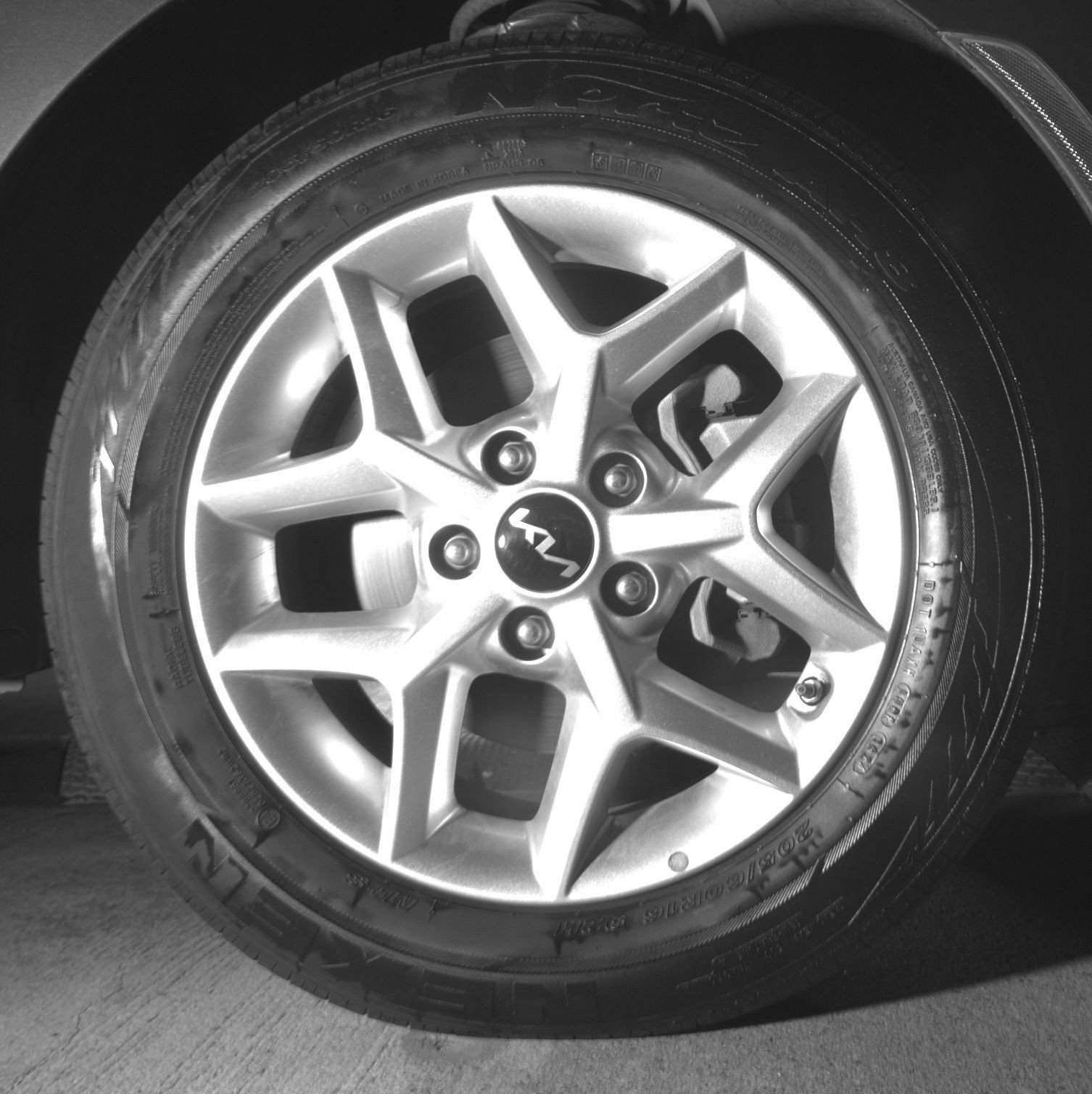Used 2025 Kia Soul LX w/ LX Technology Package FWD image 16