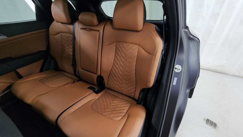 New 2026 Kia Sportage X-Line w/ X-Line Premium Package AWD/4WD image 12