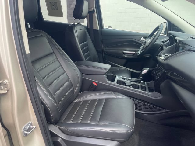 Used 2018 Ford Escape Titanium AWD/4WD image 37