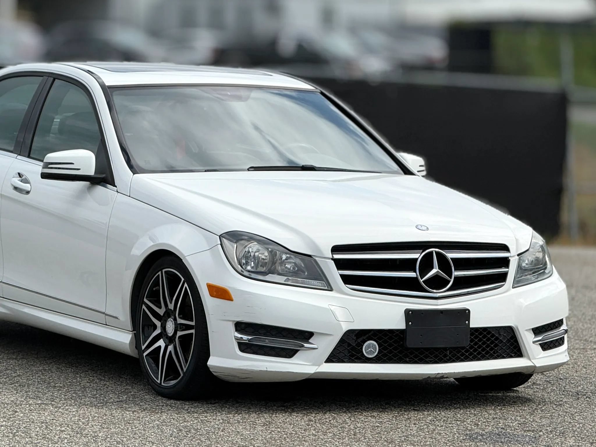 Used 2014 Mercedes-Benz C 300 4MATIC Sedan image 15