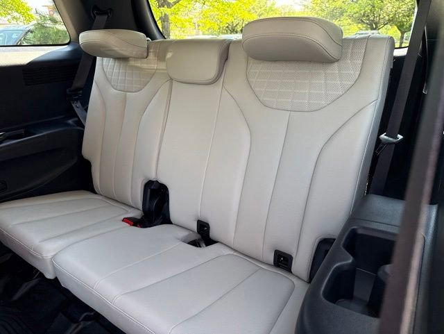Used 2024 Hyundai Palisade Limited AWD/4WD image 26