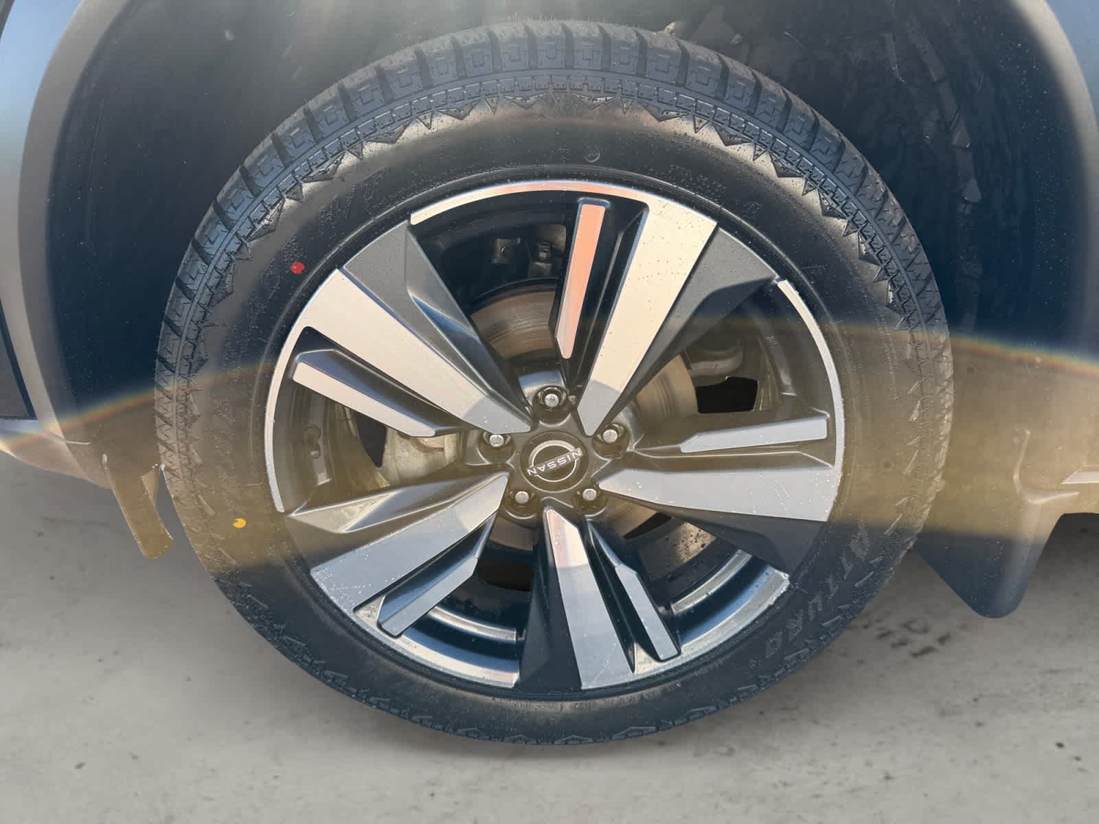 Used 2023 Nissan Rogue SL AWD/4WD image 10