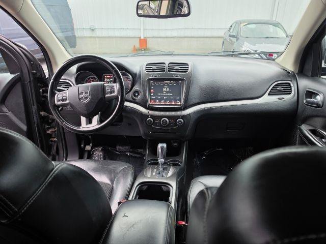 Used 2019 Dodge Journey Crossroad FWD image 9