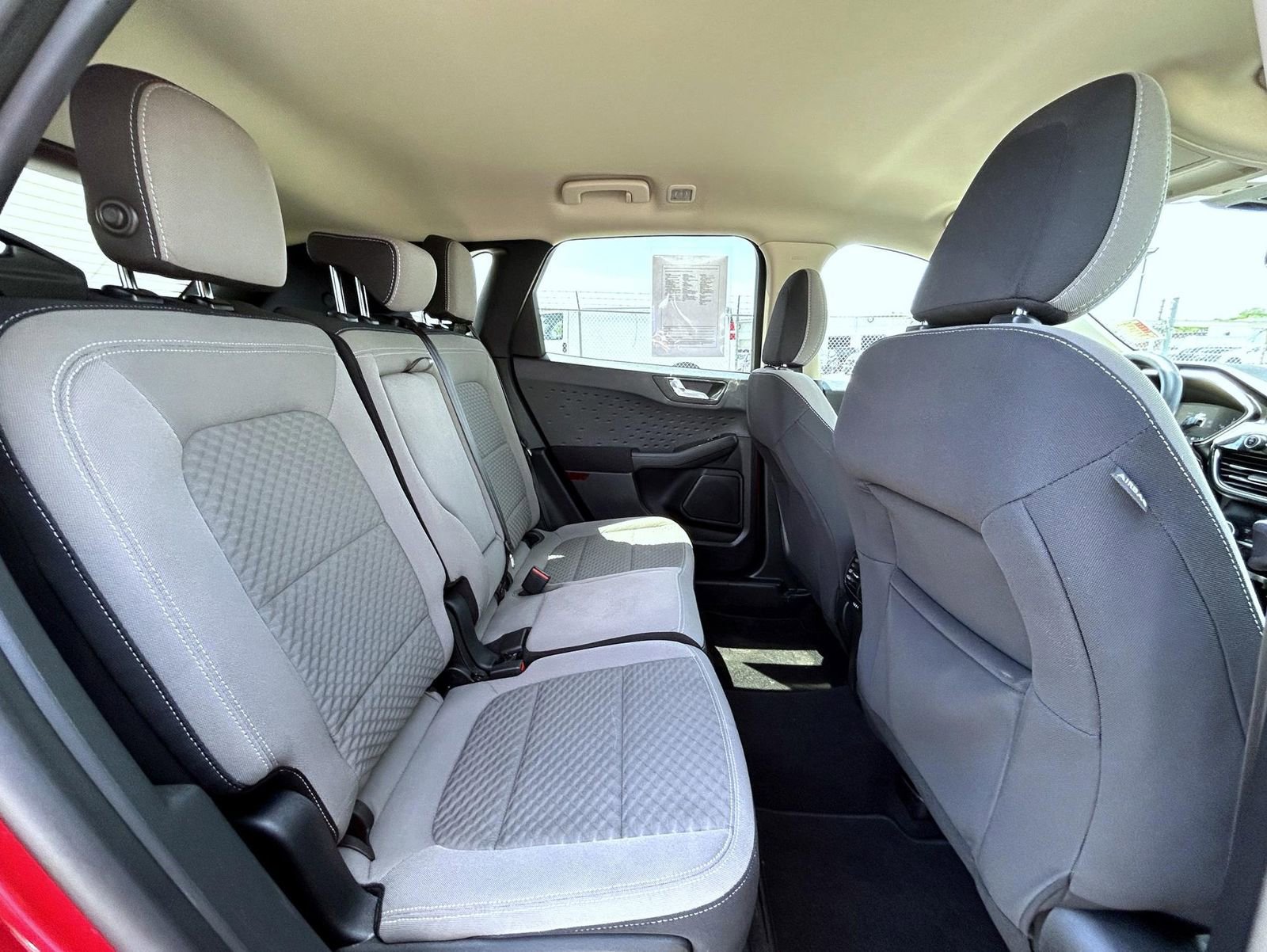 Used 2020 Ford Escape SE AWD/4WD image 19